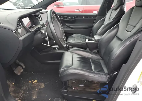 2016 Tesla Model X из США, поврежденный, VIN 5YJXCBE29GF020593